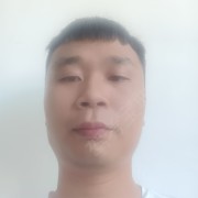 卢志龙