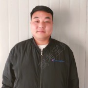 张德