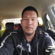 章启斌