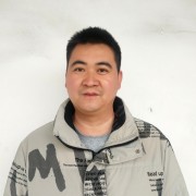 李强