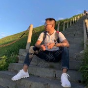 潘雨丛