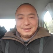 黄斌