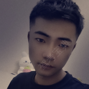 黄子焱