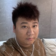 李杰伟