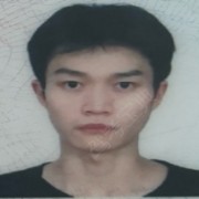 李亮