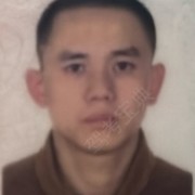 罗伟