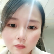 李芳