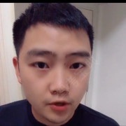 李强