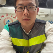 王小东
