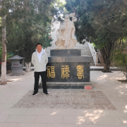 侯永龙