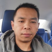 李泽飞