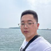 严加峰