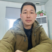 杨利忠