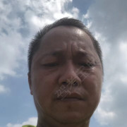 李东