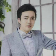 段旭智