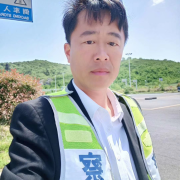 居冠怀