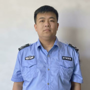 李蕓