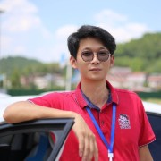 王毅