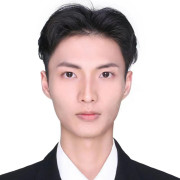 李正伟