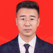 李龙