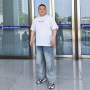 程伟