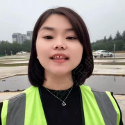吕珊