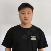 丁伟