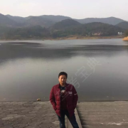 易小卫