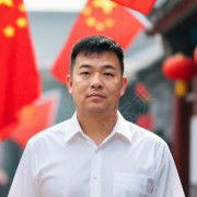 李芸