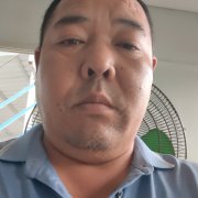 黄春